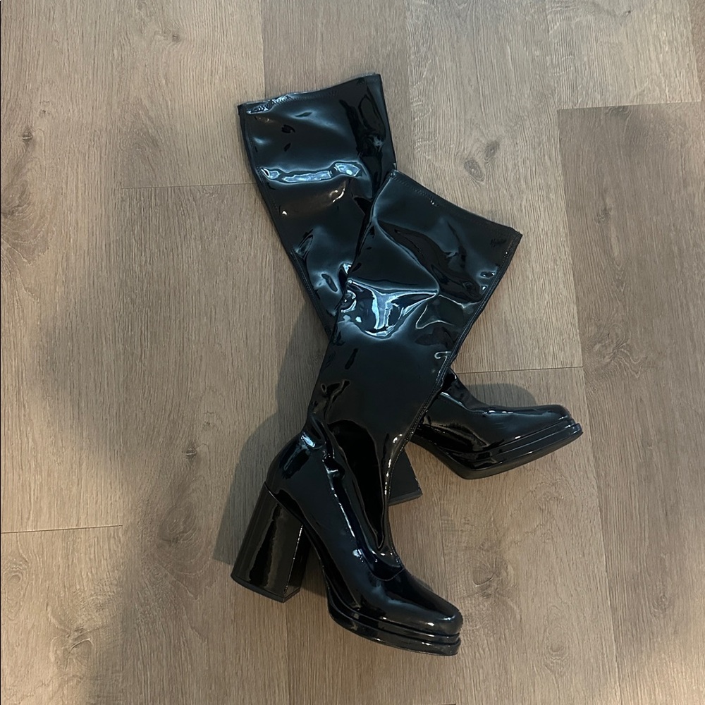 Platform latex knee high boot